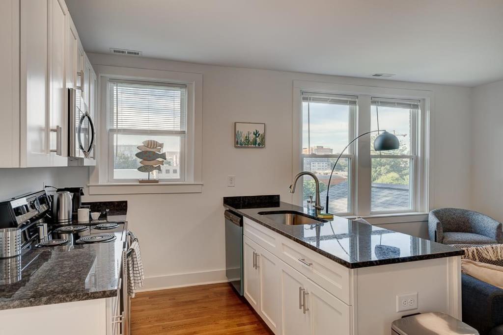 ダーラムGreatly Located And Elegant 1Br With Parkingアパートメント エクステリア 写真